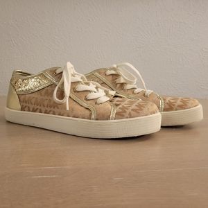 Michael Kors Cali Starla 2 Sz 5